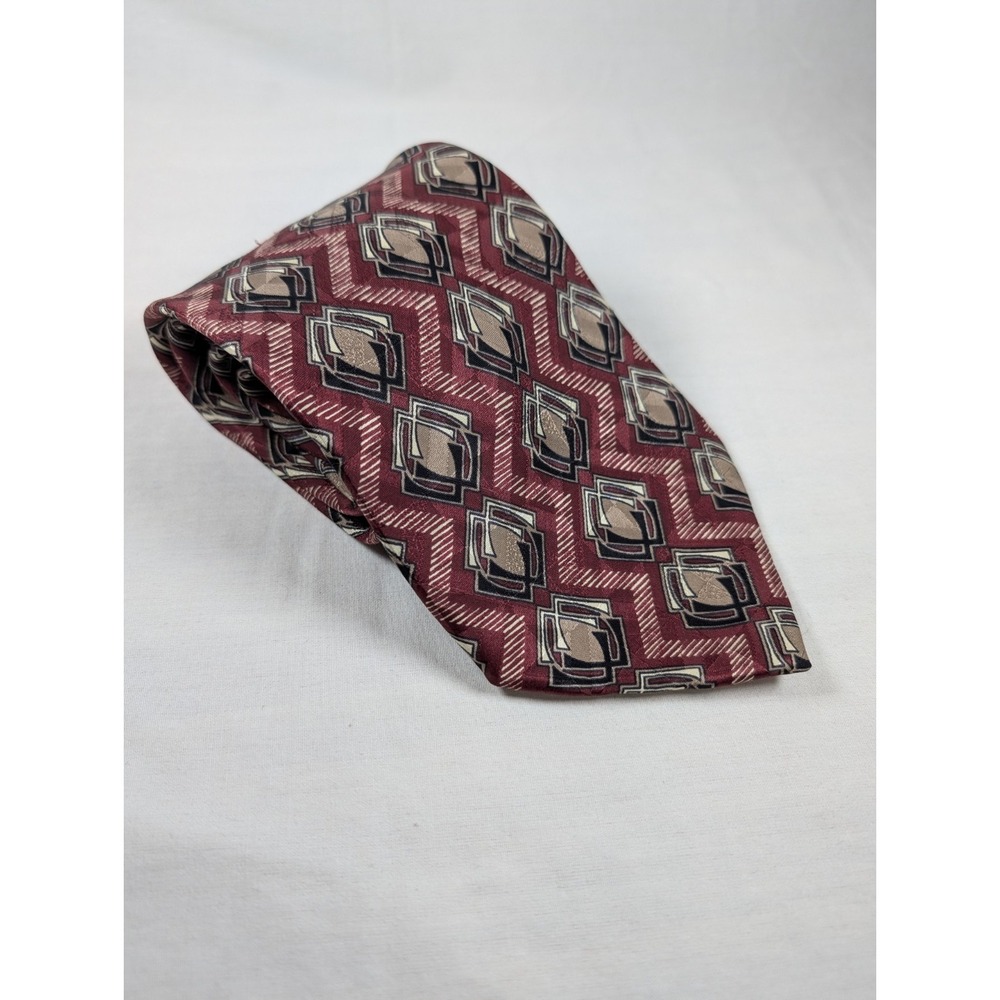 Bachrach Silk Men's Tie Italy Geometric Burgundy